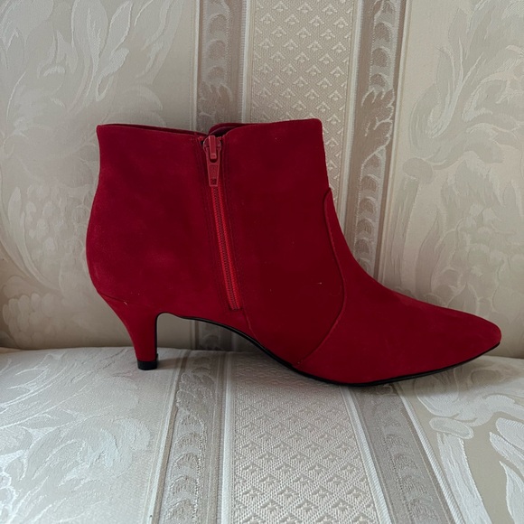 Clarks Suede Ankle Boot - Picture 3 of 4